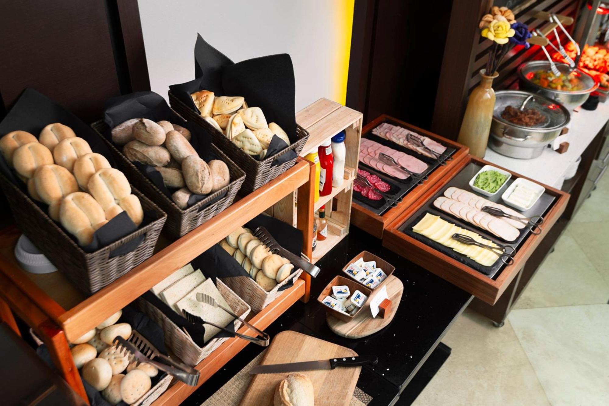 Four Points By Sheraton Santiago Ngoại thất bức ảnh